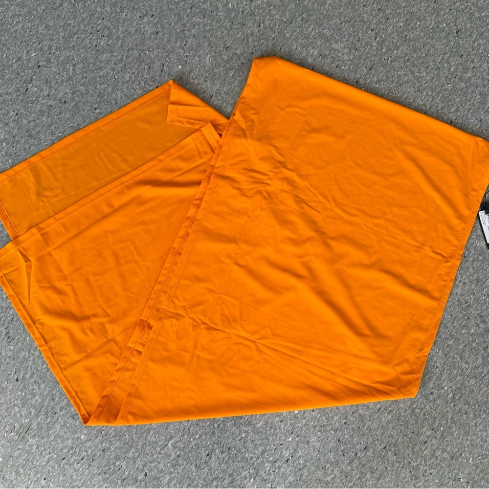 PrettyLittleThing Bold Orange Sarong